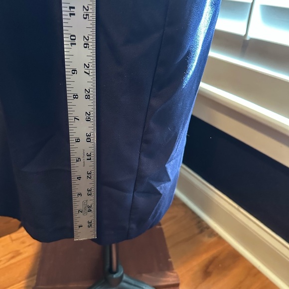 Leslie Fay Classic Navy Midi Dress - Picture 6 of 9